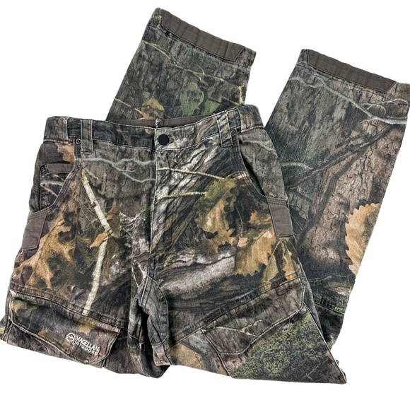 MAGELLAN Women’s Petite Camo Print Outdoor Hunting Fishing Cargo Pants Sz 27-28” - Picture 1 of 14